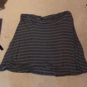 Black and white striped skirt. XXL